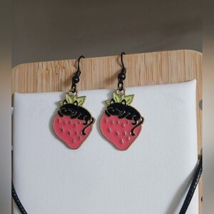 3/$8 New Strawberry Cat Jewlery Women Teen Girl Necklace Accessory